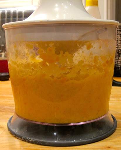 Puréen er klar til enten å siles eller klar til bruk. Jeg synes det er godt når den ikke er helt fin og myk, så jeg siler den ikke.