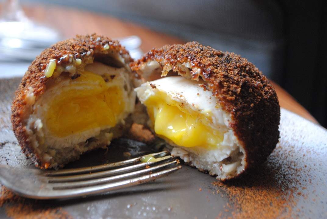 Herlig Scotch egg (foto:MadMad Mad Bodega)