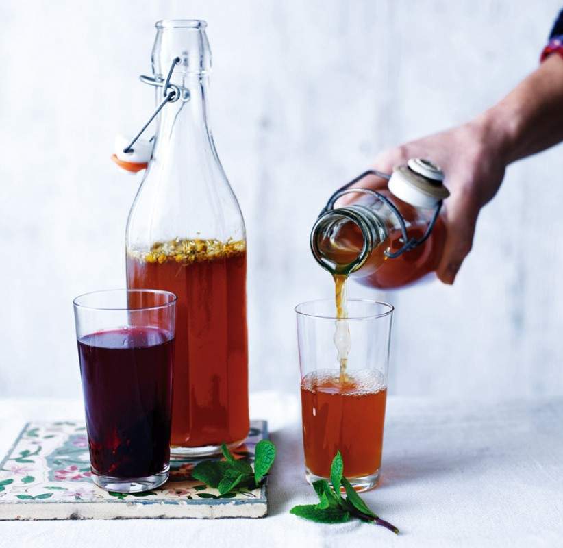 Hjemmelaget Kombucha.