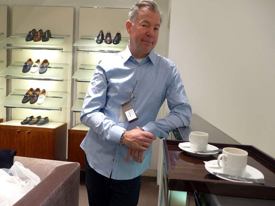 Kaffe på Gucci. Gratis kaffe. Ikke så gratis totalt sett.