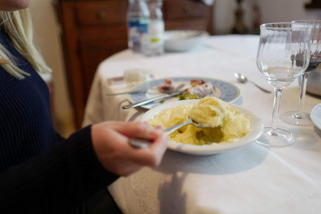 Silvanas smakfulle kjøttrullader med kremet potetmos L1160740 1080x720 - Silvanas smakfulle kjøttrullader med kremet potetmos