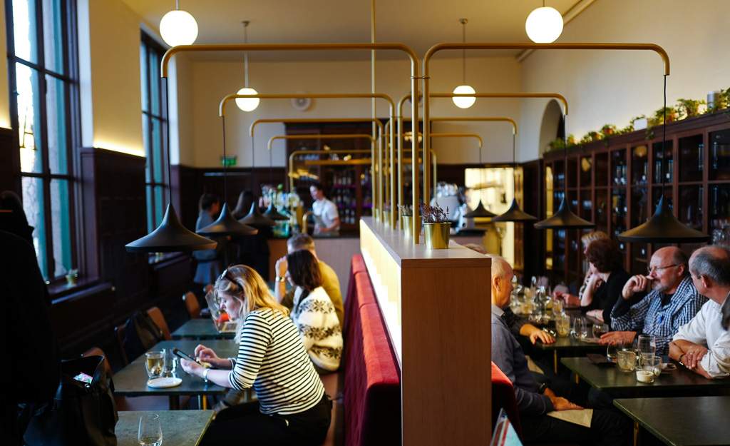 Afternoon Tea på ekte bibliotekskafé Å solliPlass frogner oslo afternoontea helleskitchenL1350200 - Afternoon Tea på ekte bibliotekskafé