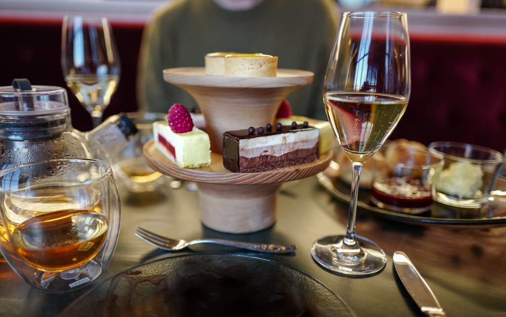 Afternoon Tea på ekte bibliotekskafé Å solliPlass frogner oslo afternoontea helleskitchenL1350203 - Afternoon Tea på ekte bibliotekskafé