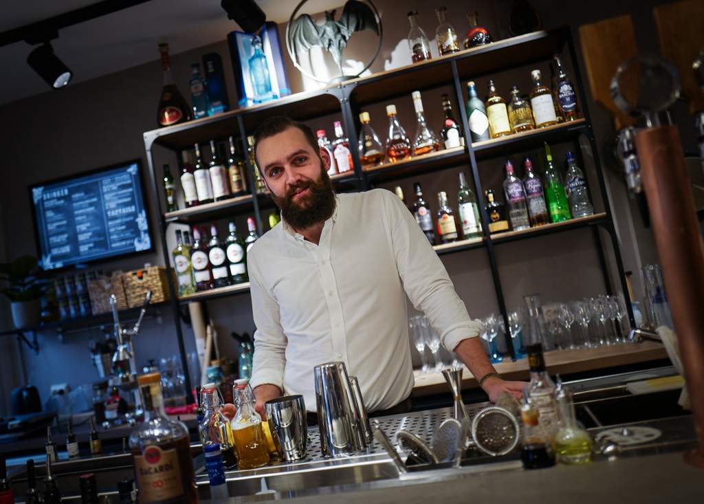 Nå kan du lage norgesmesterens vinnercocktail Bacardy legacy CarlWiman helleskitchenL1350361 - Nå kan du lage norgesmesterens vinnercocktail