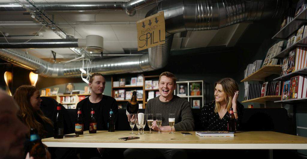 I går var det Pokē-party L1370265 - I går var det Pokē-party